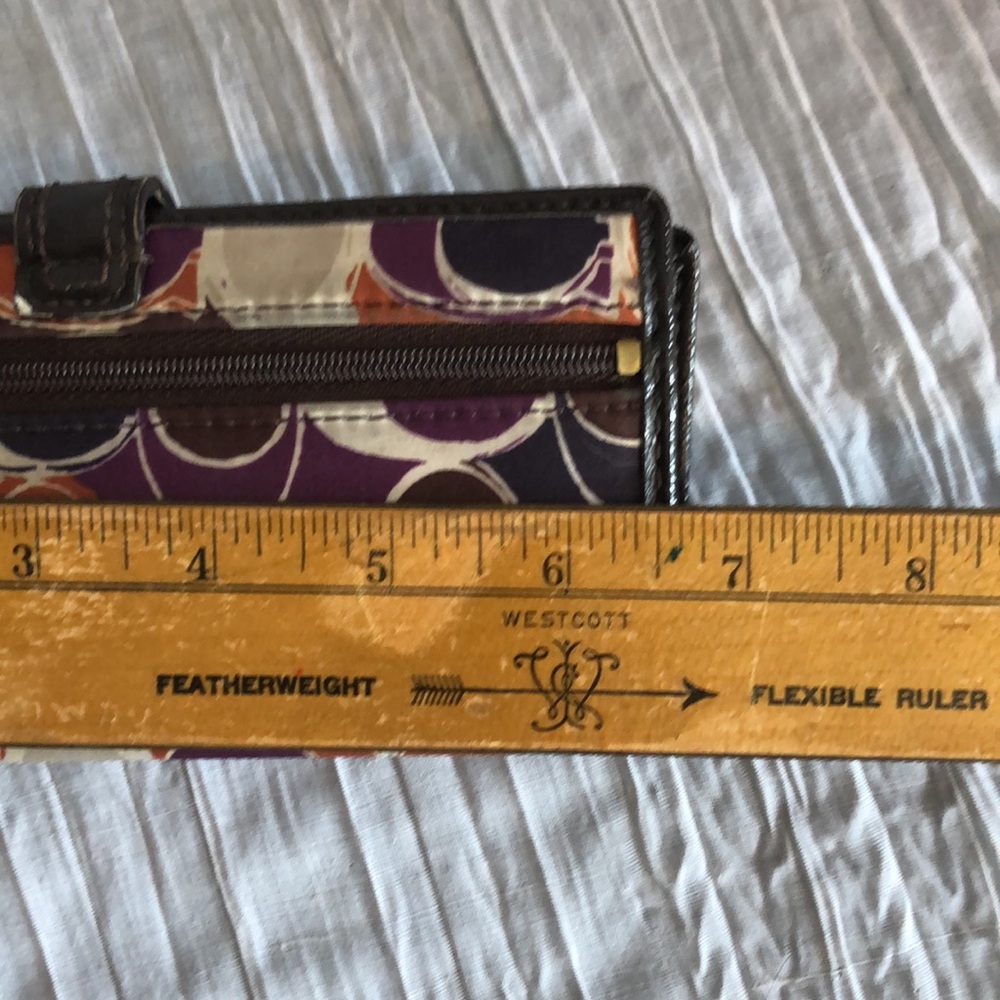 COACH Ashley Signature Silk bifold checkbook wallet brown leather w/purple - Picture 15 of 16